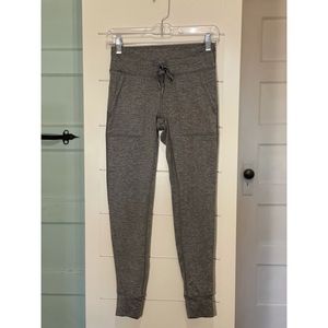 Aerie Grey Pocket High Rise Leggings